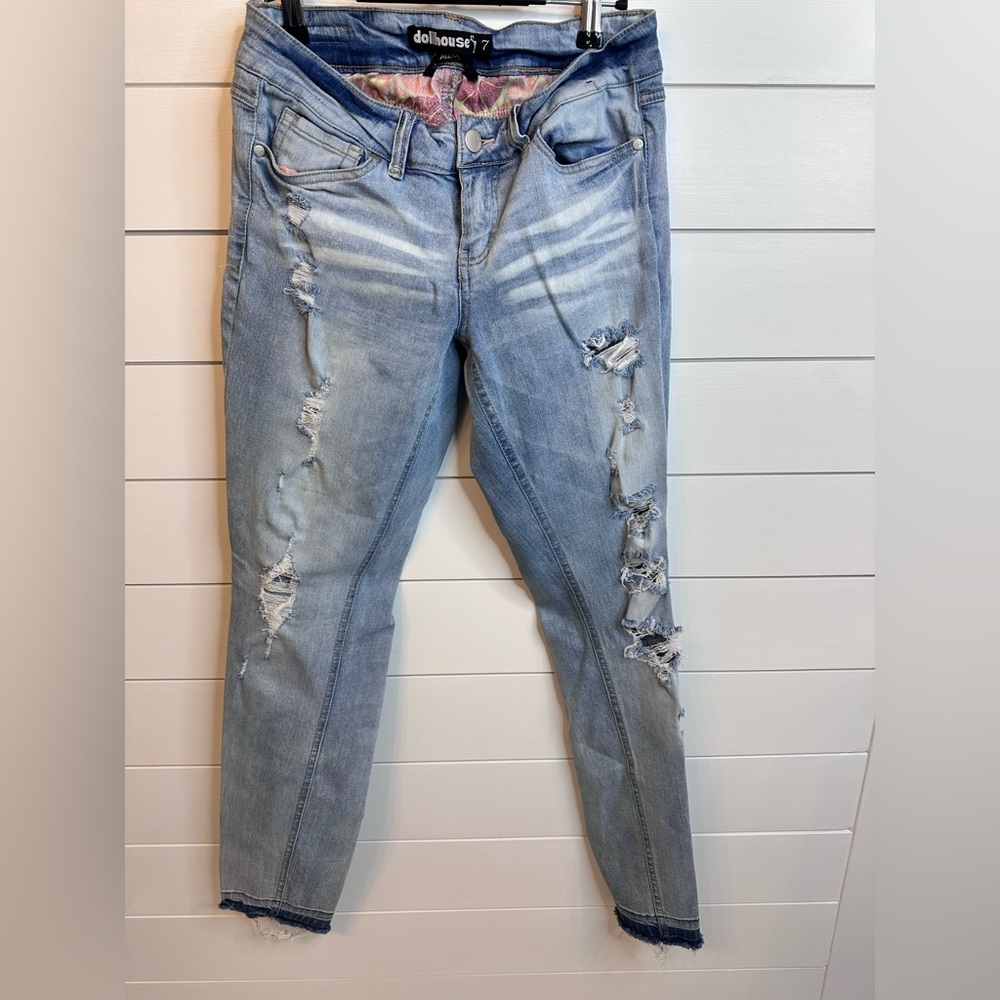 Dollhouse Alexa Women's Faded Blue Ripped Skinny Jeans